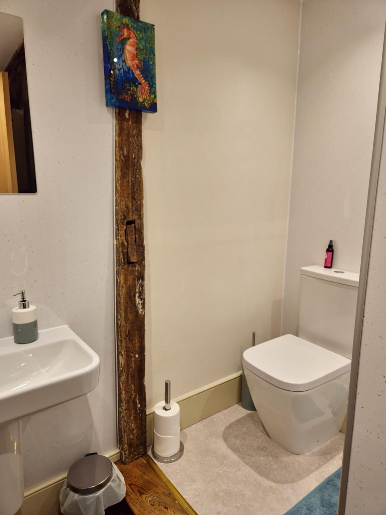 Central Gloucester Self-Catering Flat - A Hidden Gem Exterior photo